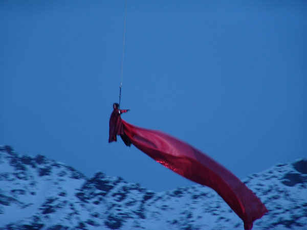 27b.jpg (50369 bytes)