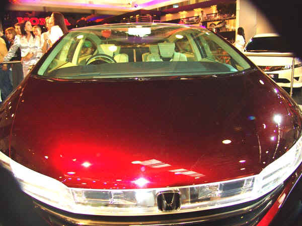 1b.jpg (92815 bytes)