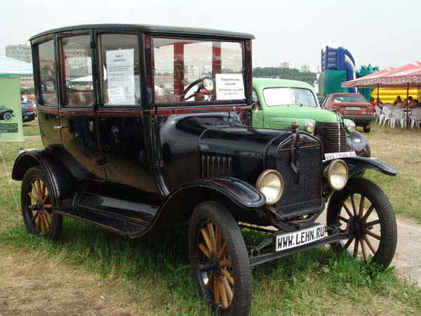 1b.jpg (92815 bytes)