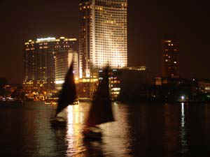 13.jpg (33743 bytes)