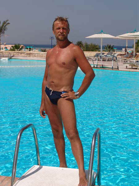 30b.jpg (47826 bytes)