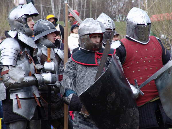 1b.jpg (111613 bytes)