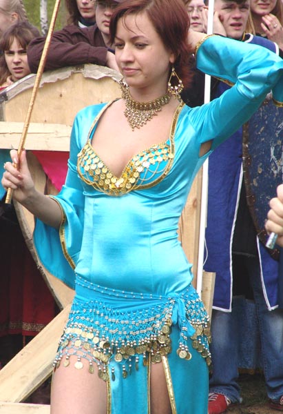 1b.jpg (111613 bytes)