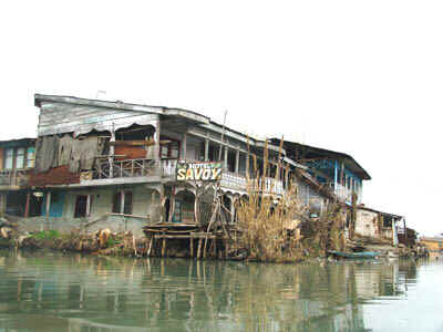 1b.jpg (111613 bytes)