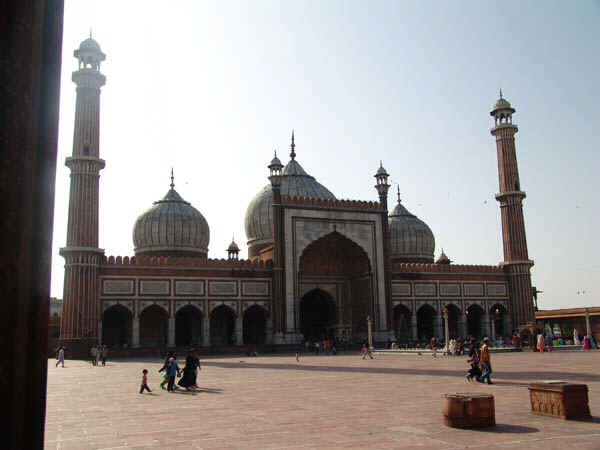 1b.jpg (111613 bytes)