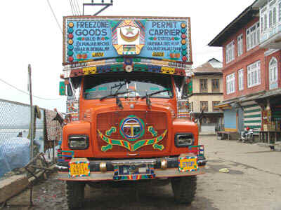 1b.jpg (111613 bytes)