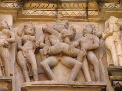 1b.jpg (111613 bytes)