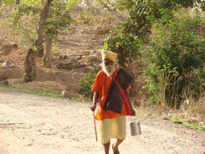 1b.jpg (111613 bytes)