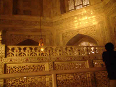 1b.jpg (111613 bytes)