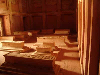 1b.jpg (111613 bytes)