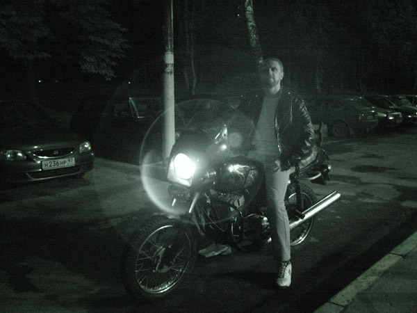 1b.jpg (92815 bytes)