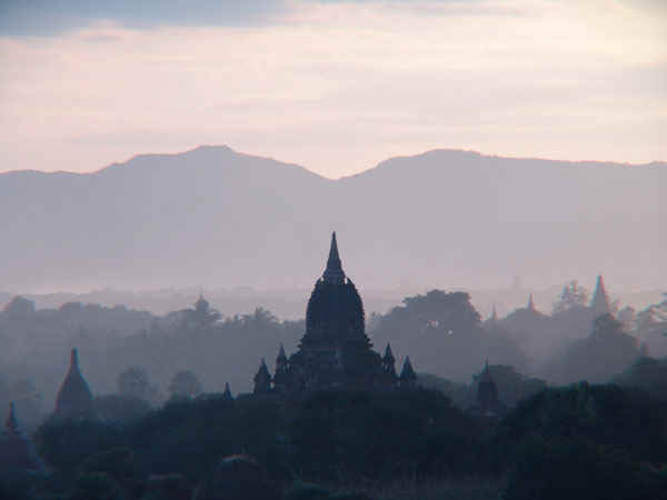 1b.jpg (111613 bytes)