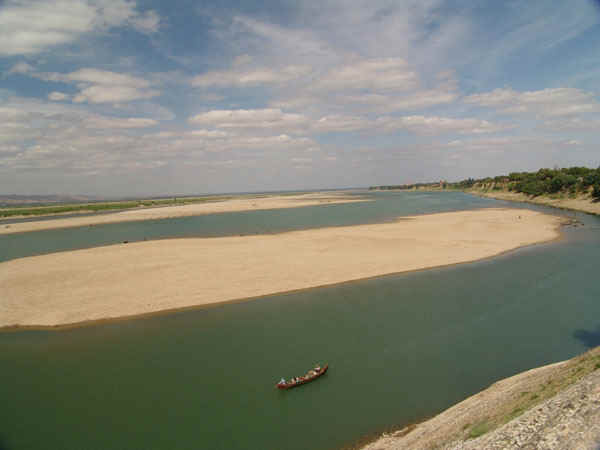 1b.jpg (111613 bytes)