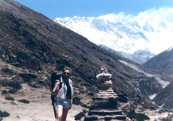 2b.jpg (65197 bytes)