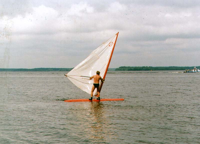 10b.jpg (54781 bytes)