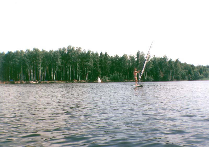 8b.jpg (59396 bytes)