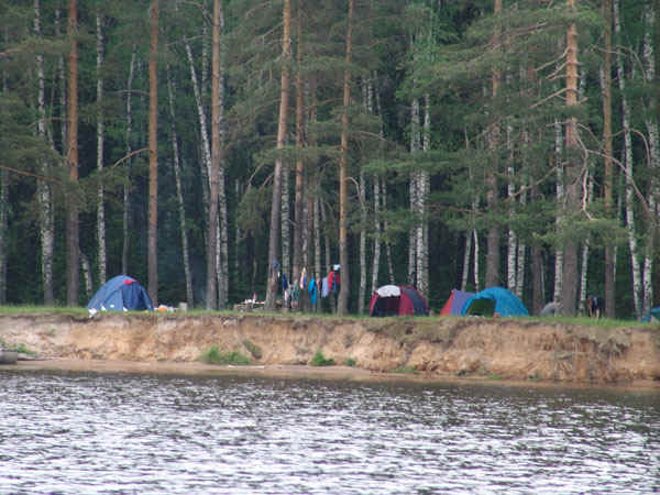 2b.jpg (75941 bytes)