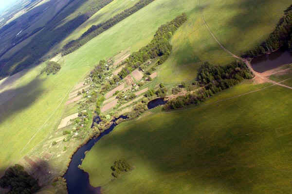 2b.jpg (39896 bytes)