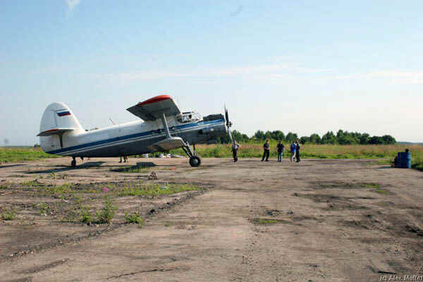 2b.jpg (39896 bytes)