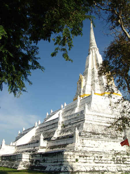 1b.jpg (111613 bytes)