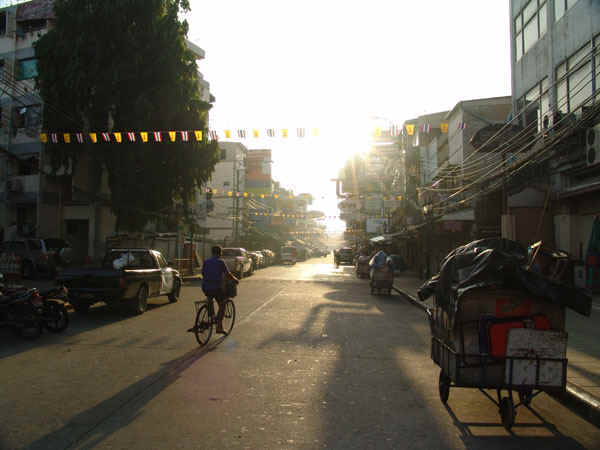 1b.jpg (111613 bytes)