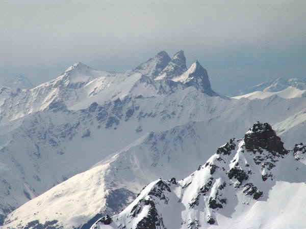 1b.jpg (111613 bytes)