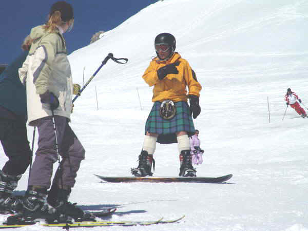 1b.jpg (111613 bytes)