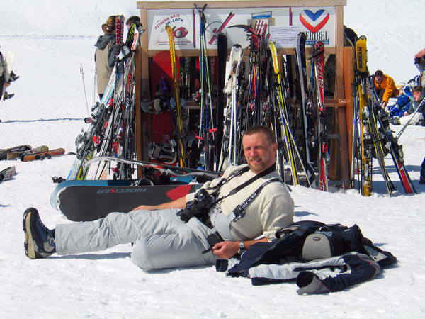 1b.jpg (111613 bytes)