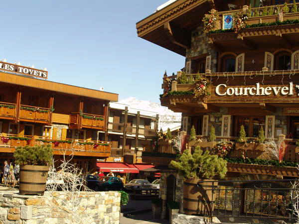 1b.jpg (111613 bytes)