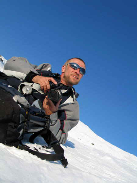 1b.jpg (111613 bytes)