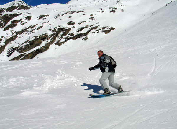 1b.jpg (111613 bytes)