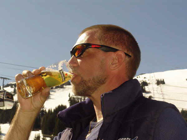 1b.jpg (111613 bytes)