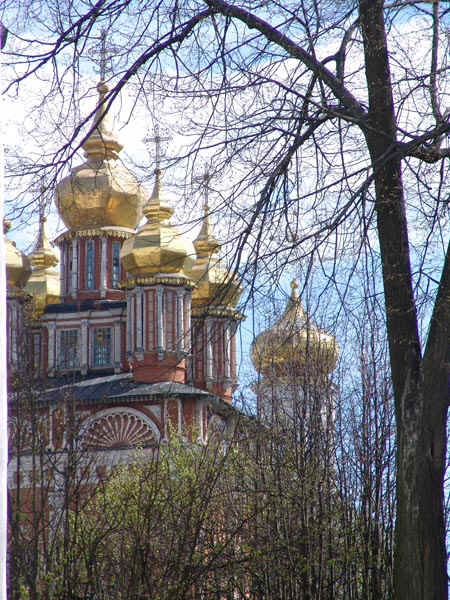 2b.jpg (151224 bytes)