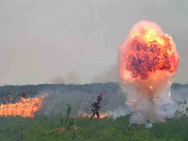 11b.jpg (97759 bytes)